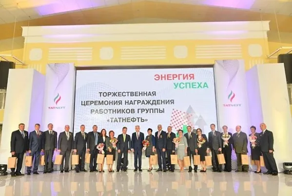 Сотрудники предприятий KAMA TYRES получили награды за вклад в развитие нефтяной промышленности Сотрудники предприятий KAMA TYRES получили награды за вклад в развитие нефтяной промышленности